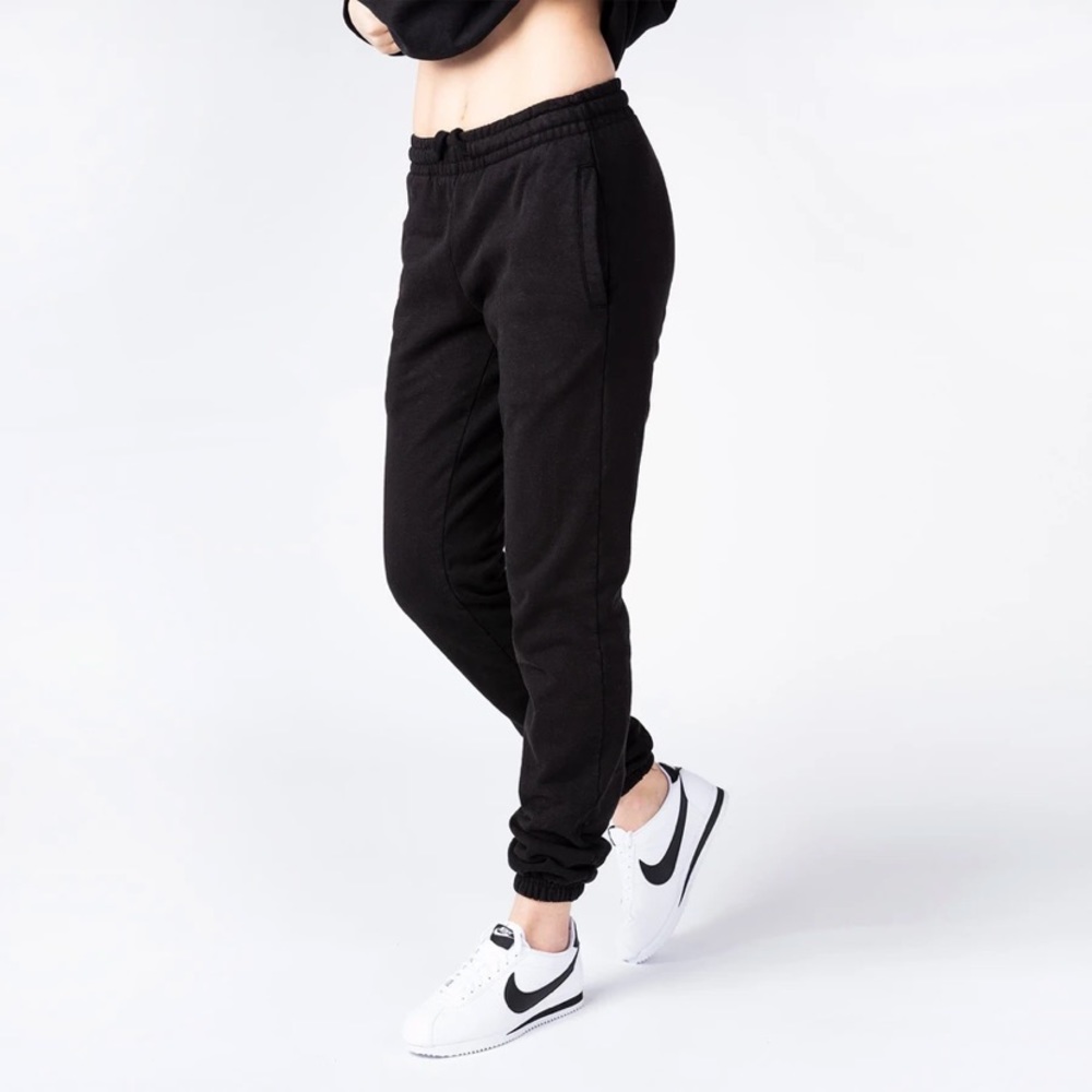 Talentless women’s sweatpants